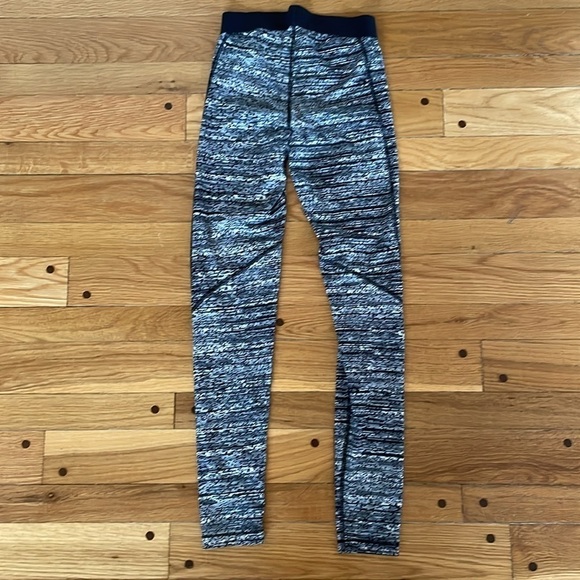 Nike Pro Women XS Dri-Fit Fleece Lined Hyperwarm Static Tight Legging Black Grey - Picture 5 of 8